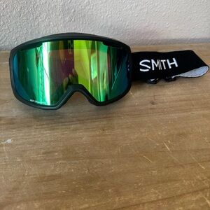 SMITH Goggles with Reflective Green Lens